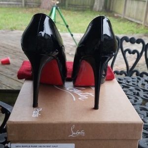 New simple black 100mm pump